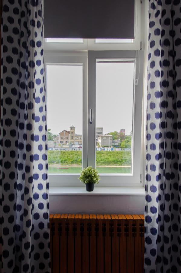 Cozy River View Apartment Karlovac Esterno foto